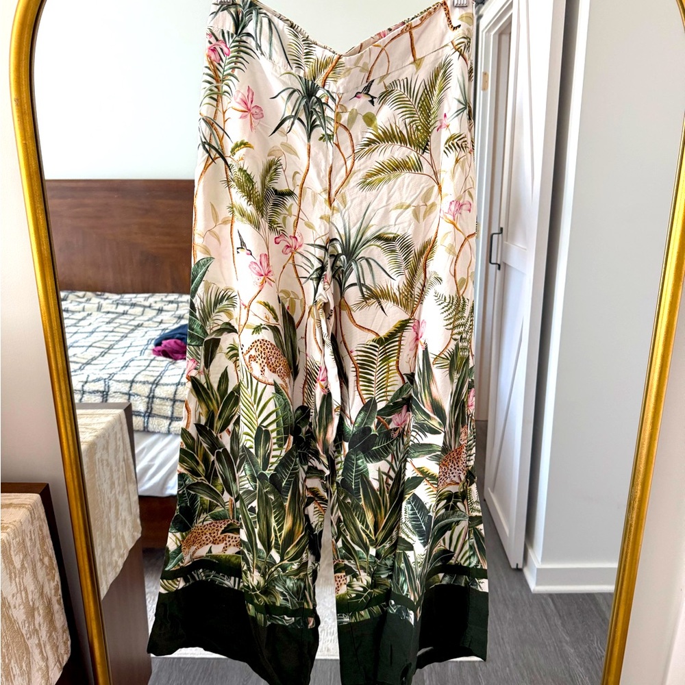 H&M 🪷Tropical Print Wide-Leg Pants